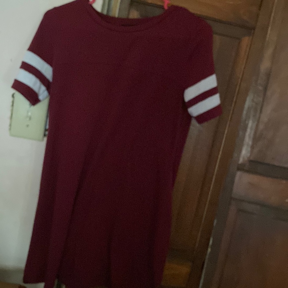 Burgundy dress with sleeves